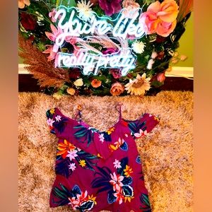 Old Navy Off the shoulder and spaghetti strap blouse